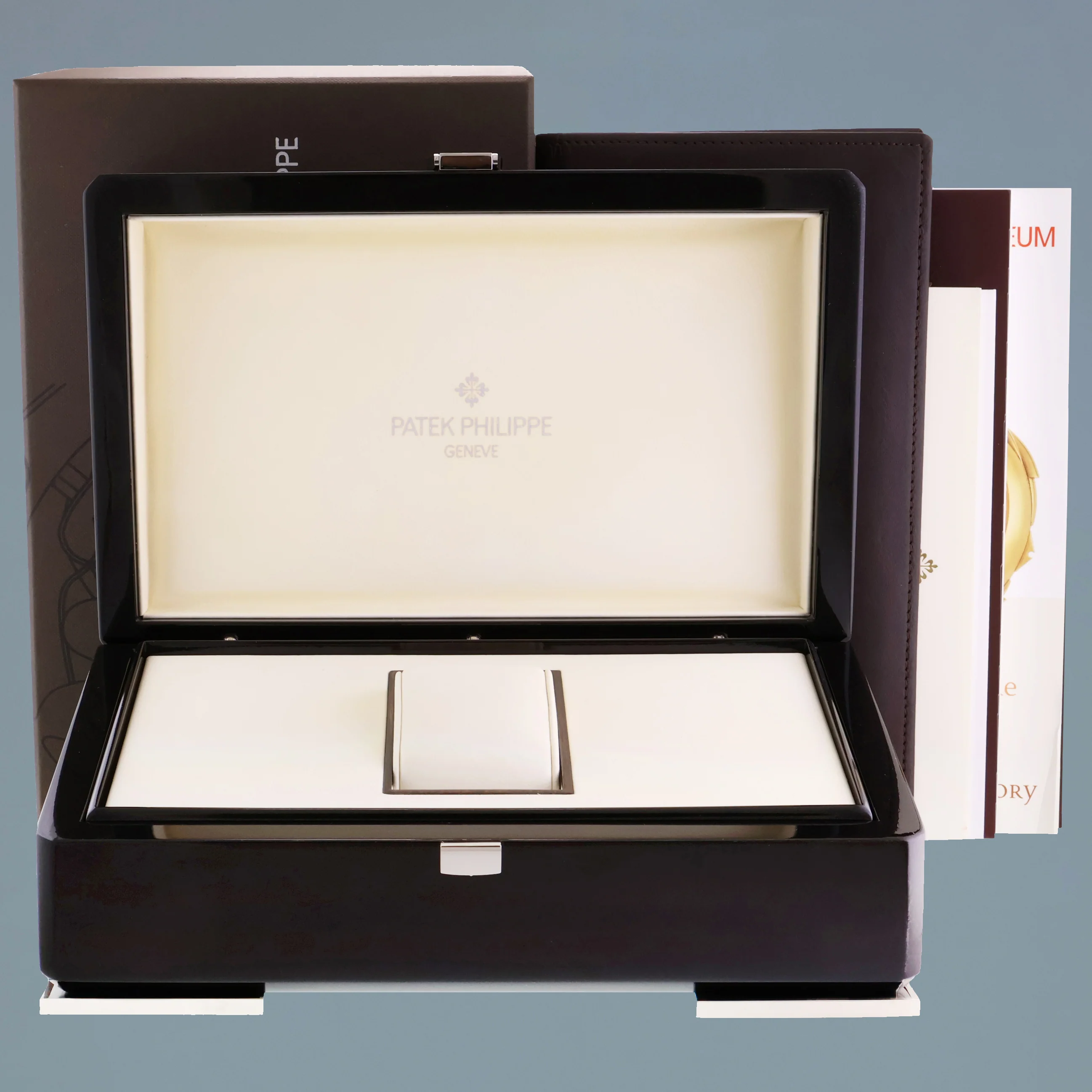 PAPERS Patek Philippe 5146/1G White Gold Bracelet Annual Calendar Grey 39mm Watch - Image 6